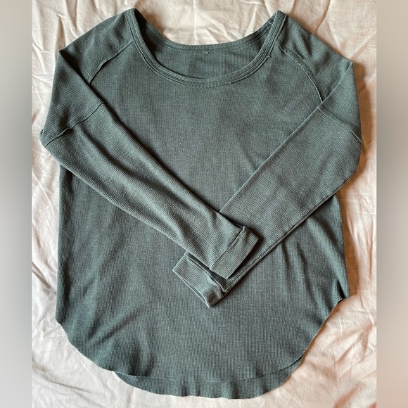 Green Long Sleeve Waffle Shirt - Picture 4 of 4